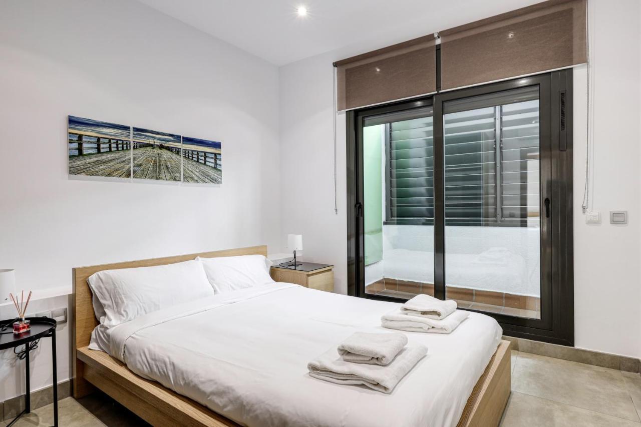 Urban Flats Vallirana Barcelona Luaran gambar
