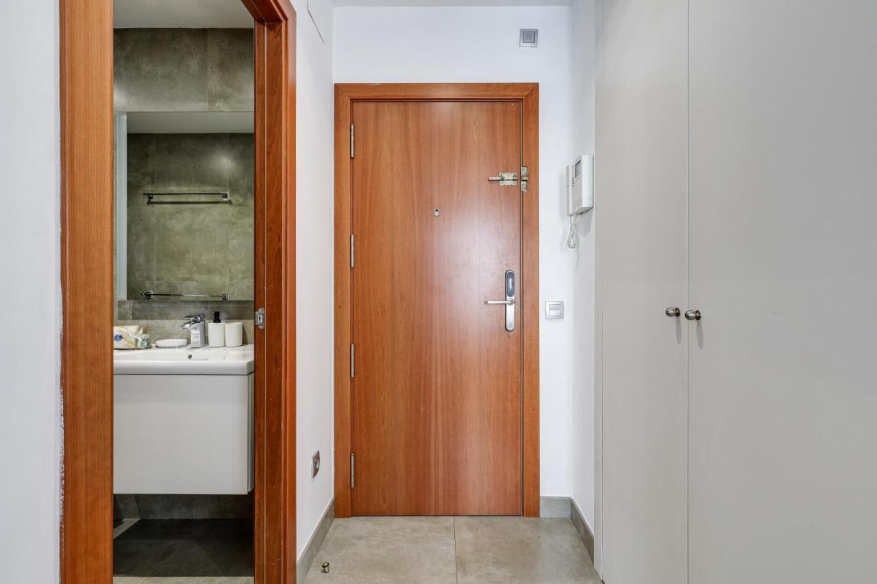 Urban Flats Vallirana Barcelona Luaran gambar