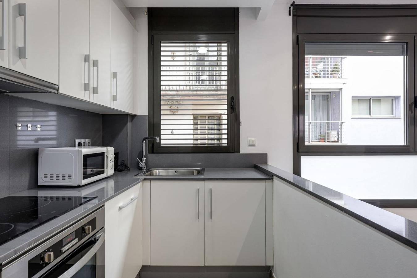 Urban Flats Vallirana Barcelona Luaran gambar