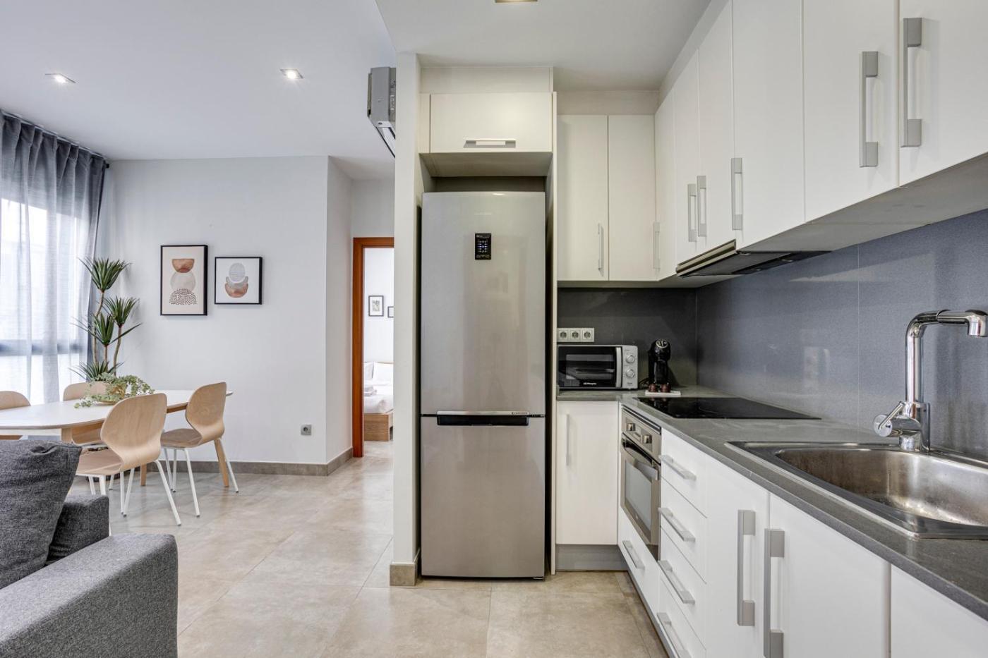 Urban Flats Vallirana Barcelona Luaran gambar